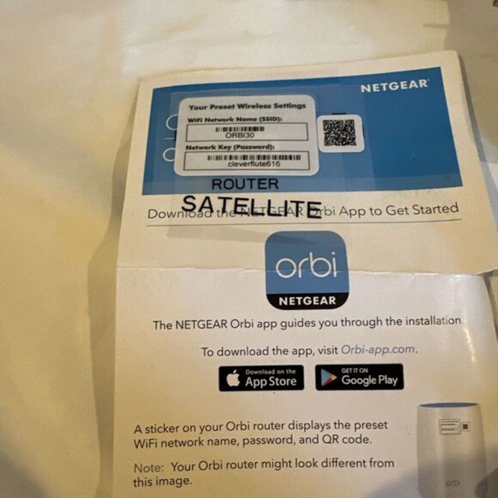 NETGEAR Orbi Model RBR20 Router White Home Mesh WiFi Tri-band - Picture 2 of 6